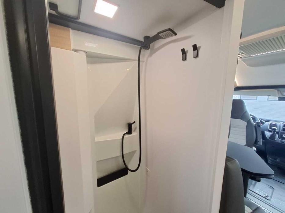 ADRIA TWIN 640 SLB 2025