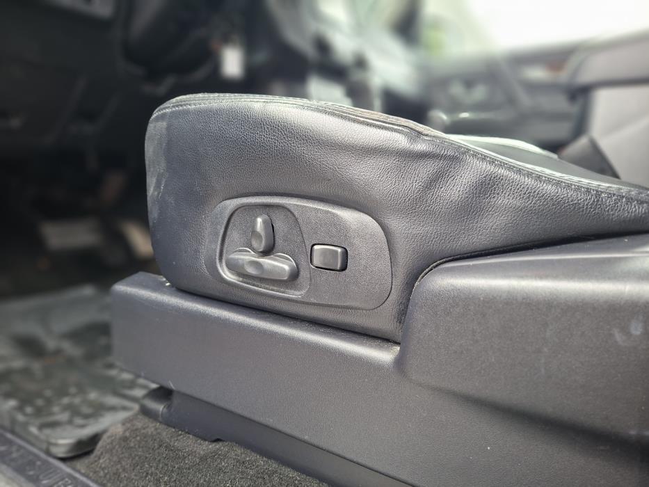 MITSUBISHI Pajero 2010