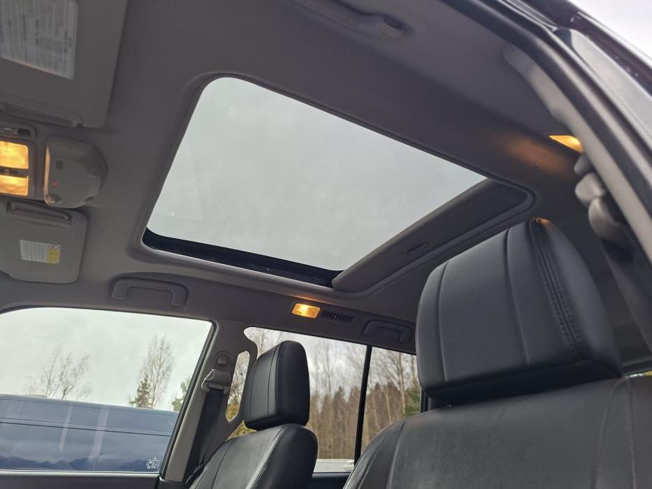 MITSUBISHI Pajero 2010