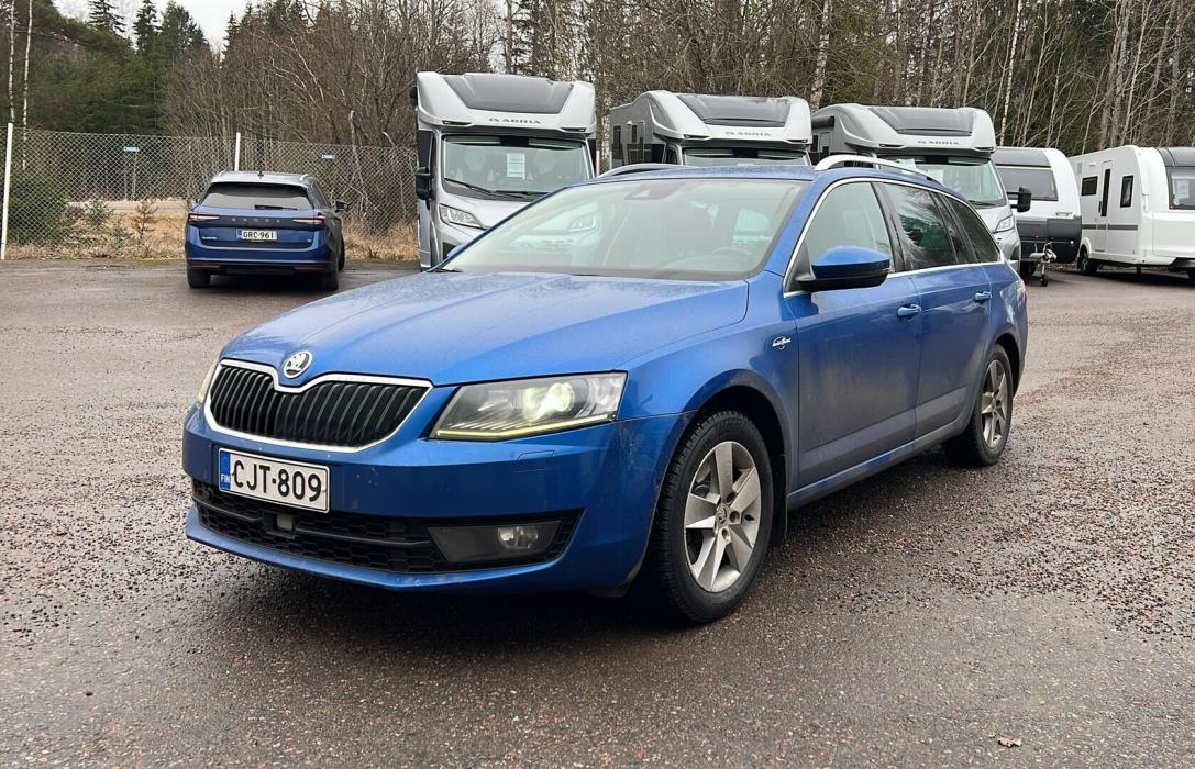 SKODA Octavia 2015