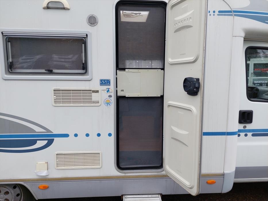 ADRIA Coral Plus 660 SL 2005