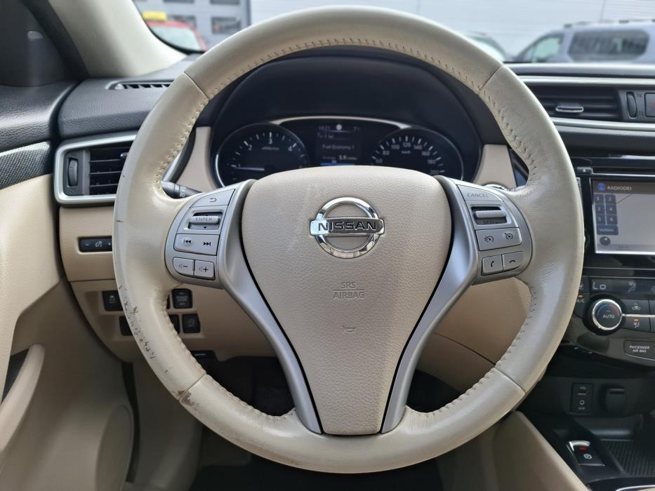 NISSAN X-Trail 2016