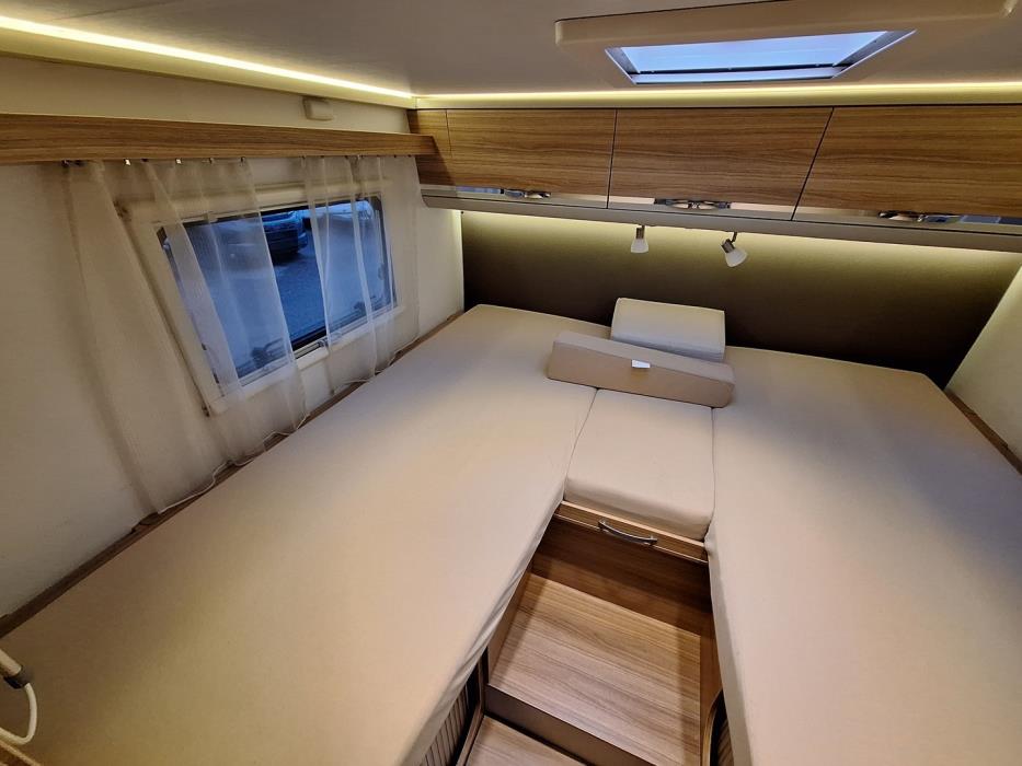 ADRIA MATRIX AXESS 670 SL 2017