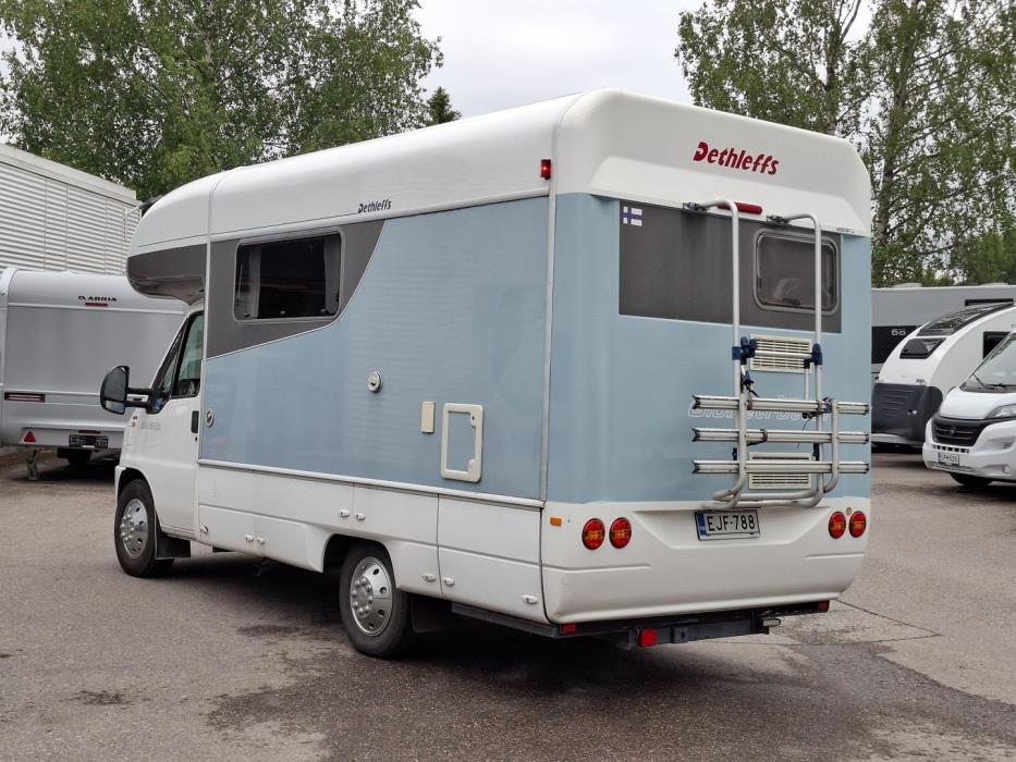 DETHLEFFS Globetrotter Premium Class A 230 2001