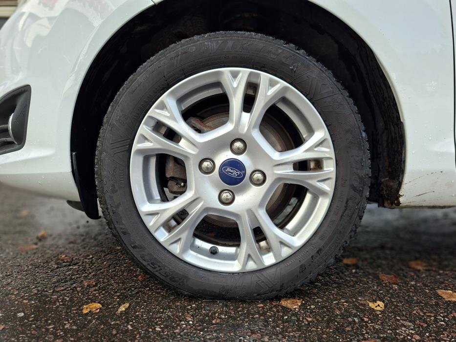 FORD Fiesta 2016