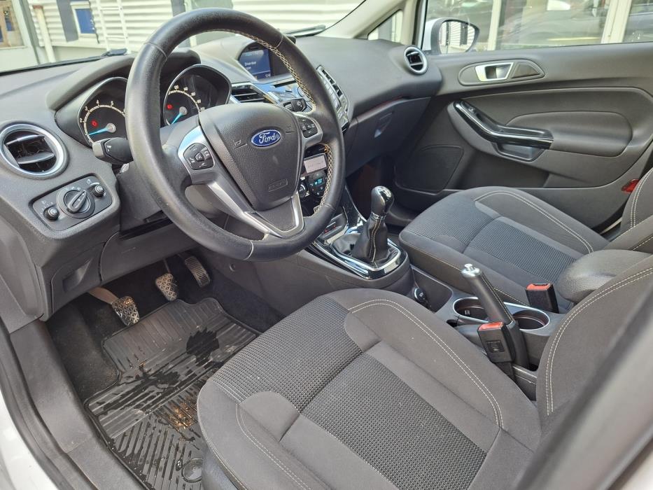 FORD Fiesta 2016