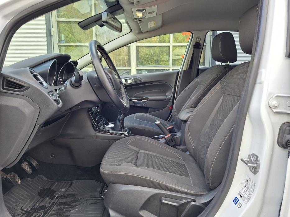 FORD Fiesta 2016