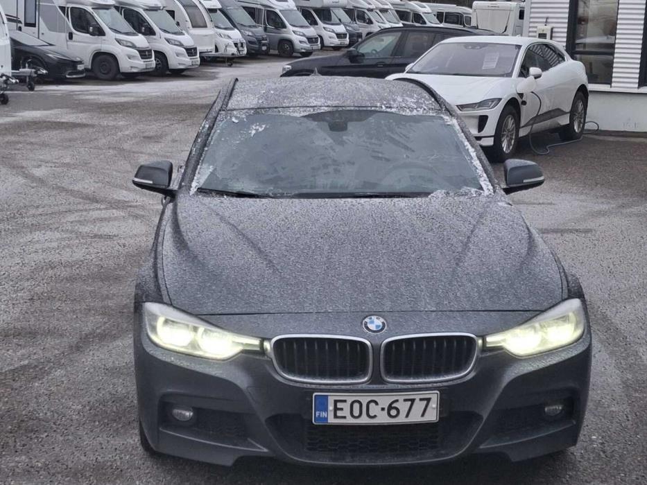 BMW 318 2017