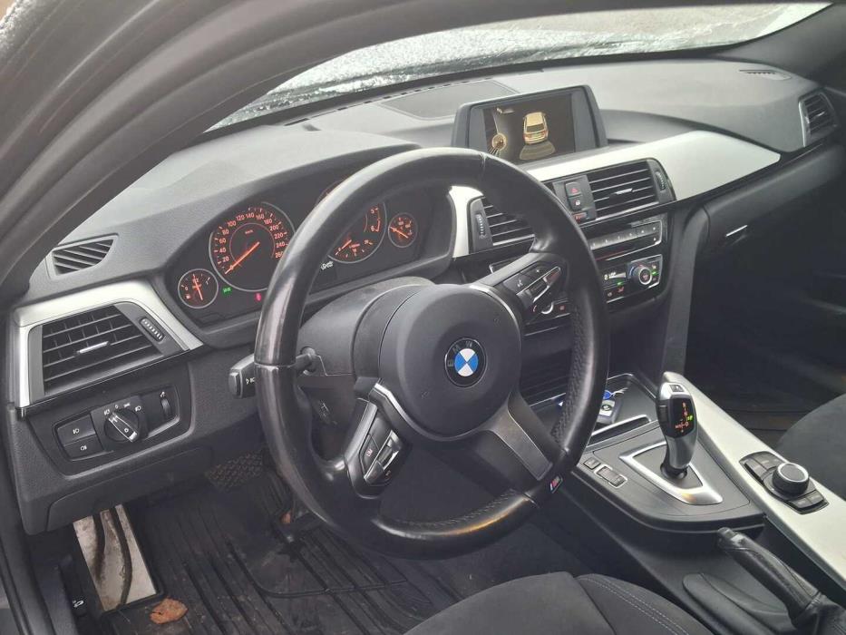 BMW 318 2017