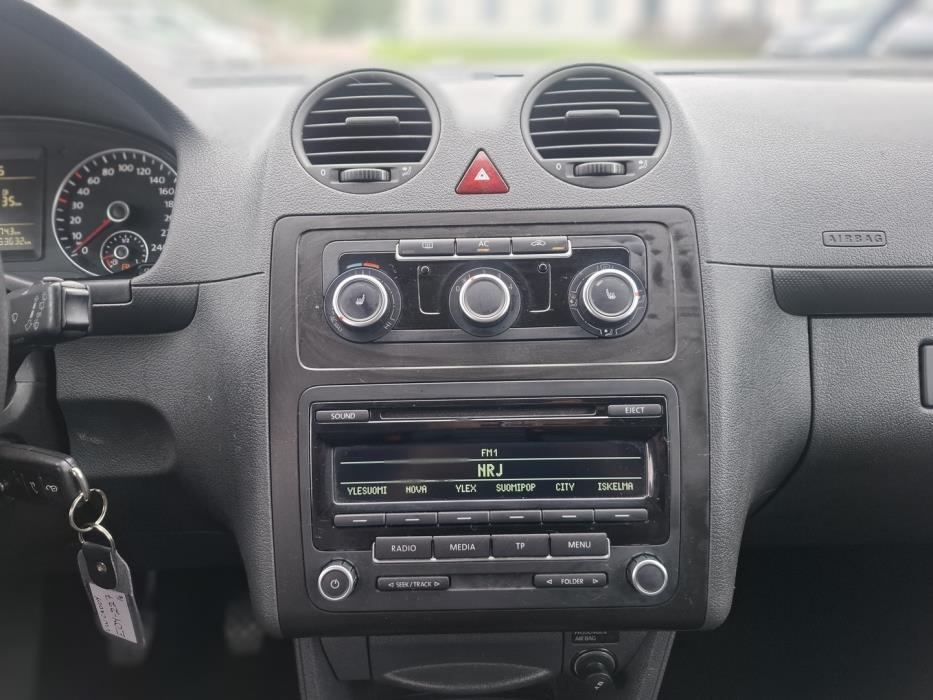 VOLKSWAGEN Caddy 2011