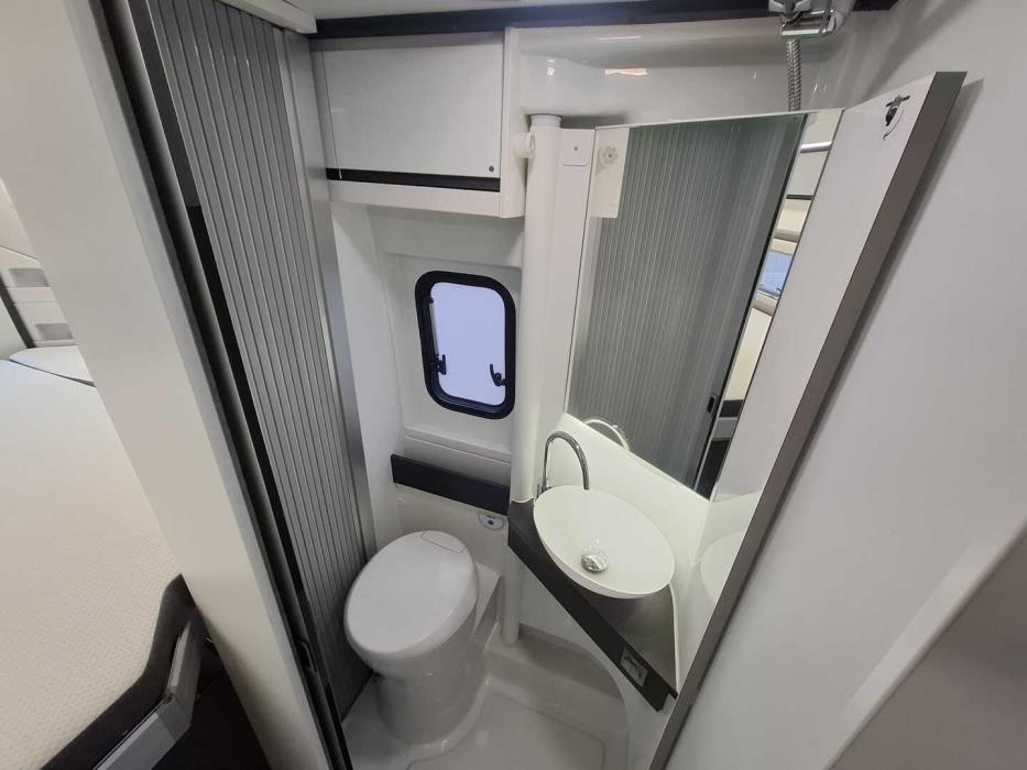 ADRIA Twin Supreme 640 SGX 2020