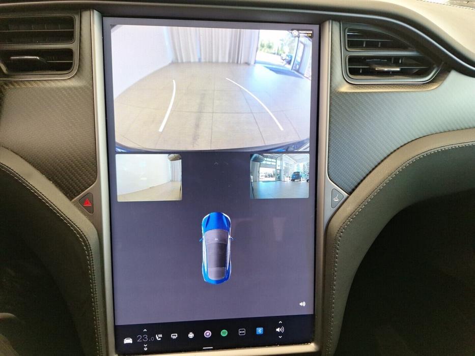 TESLA Model S 2018