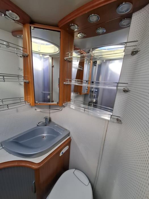 HOBBY T 500 GESC VAN Exclusive 2008