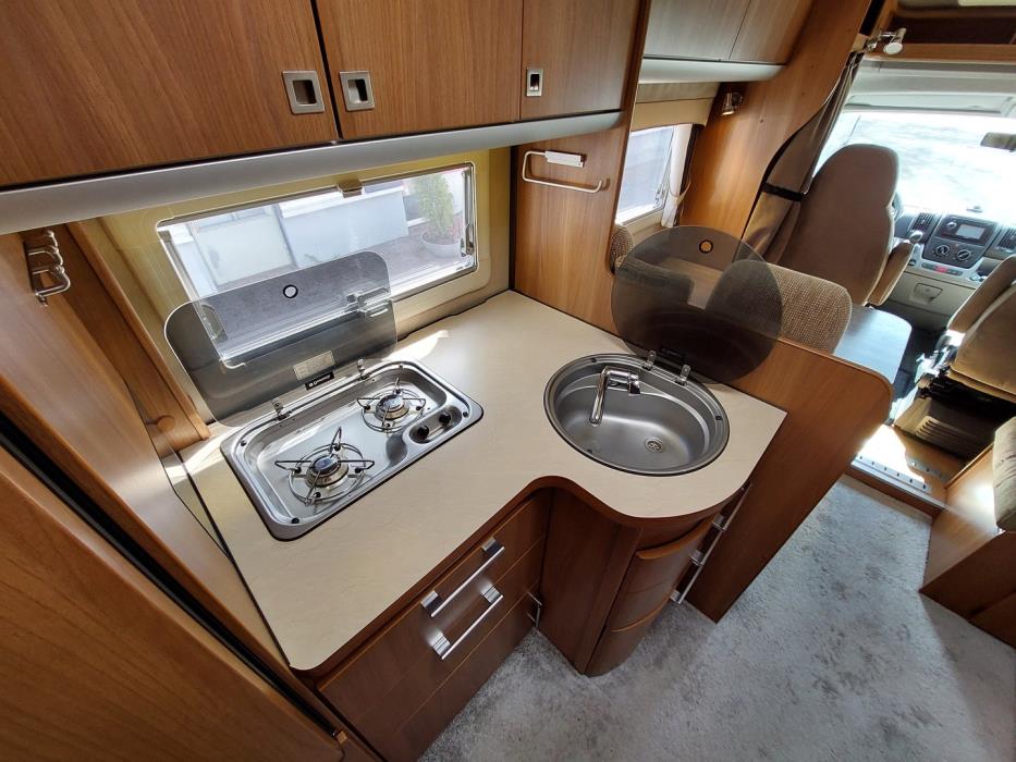 KABE Travel Master 740 LB 2011