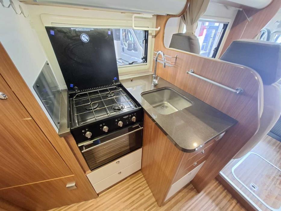 ADRIA Matrix Plus 650 SF 2013