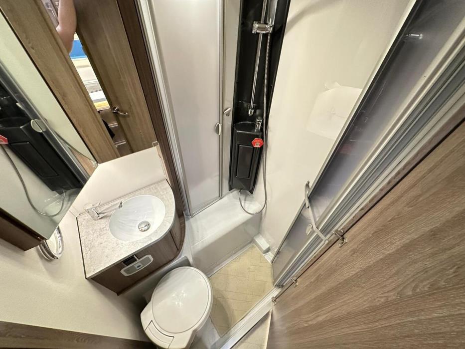 KABE Travel Master Classic 740 LGB 2021