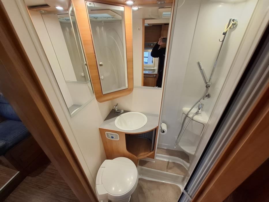 ADRIA Coral Plus 670 SL 2010