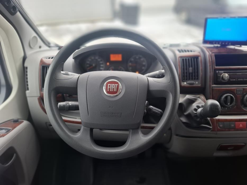 ADRIA Coral Plus 670 SL 2010