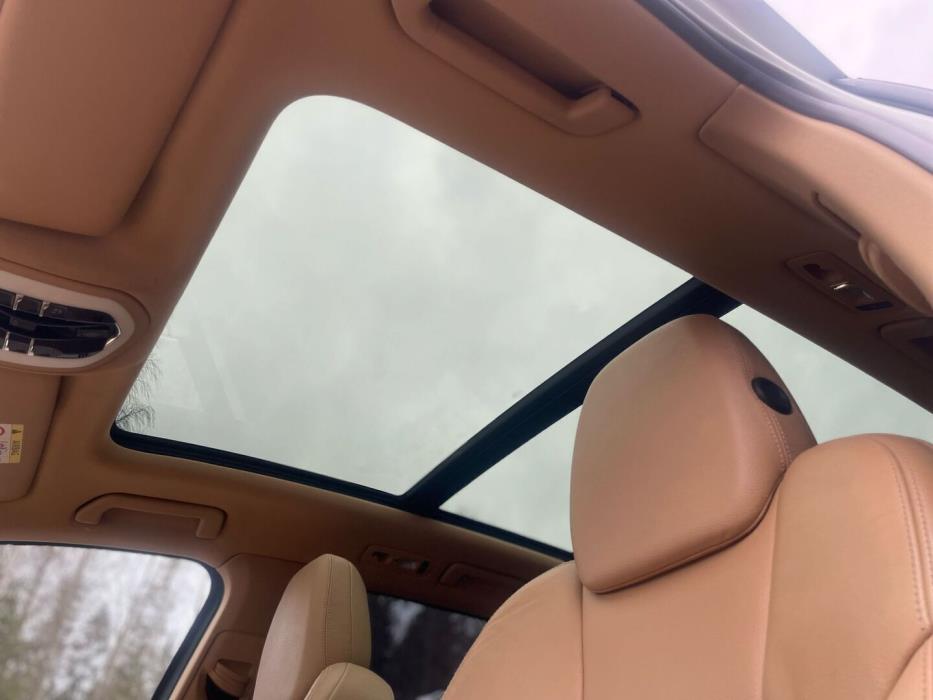 PORSCHE Cayenne 2016