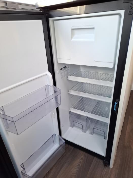 SUNLIGHT Cliff VAN 600 2022