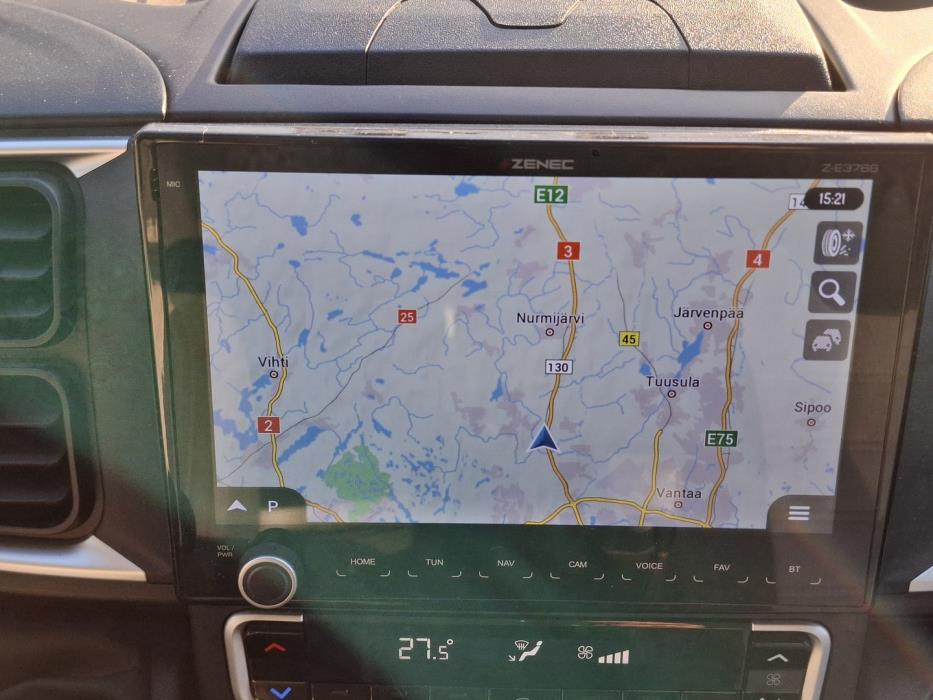 SUNLIGHT Cliff VAN 600 2022