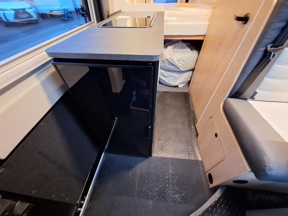 SUNLIGHT Cliff VAN 540 2023