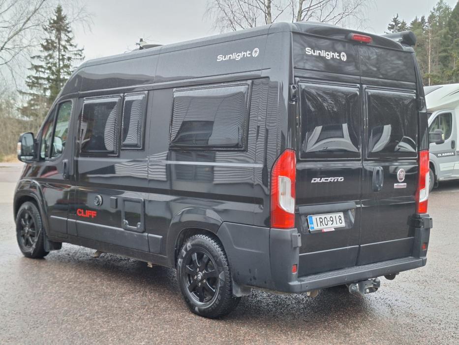 SUNLIGHT Cliff VAN 540 2023