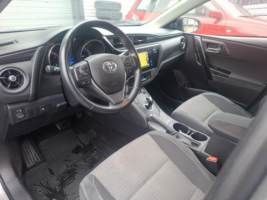 TOYOTA Auris 2018