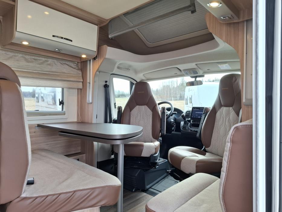 BÜRSTNER Ixeo Time IT 726 J.Edition 2022