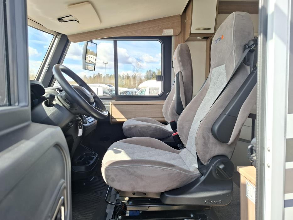 CARADO I 338 Edition 15 2024