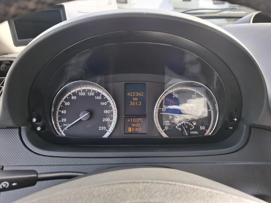 MERCEDES-BENZ Vito 2012