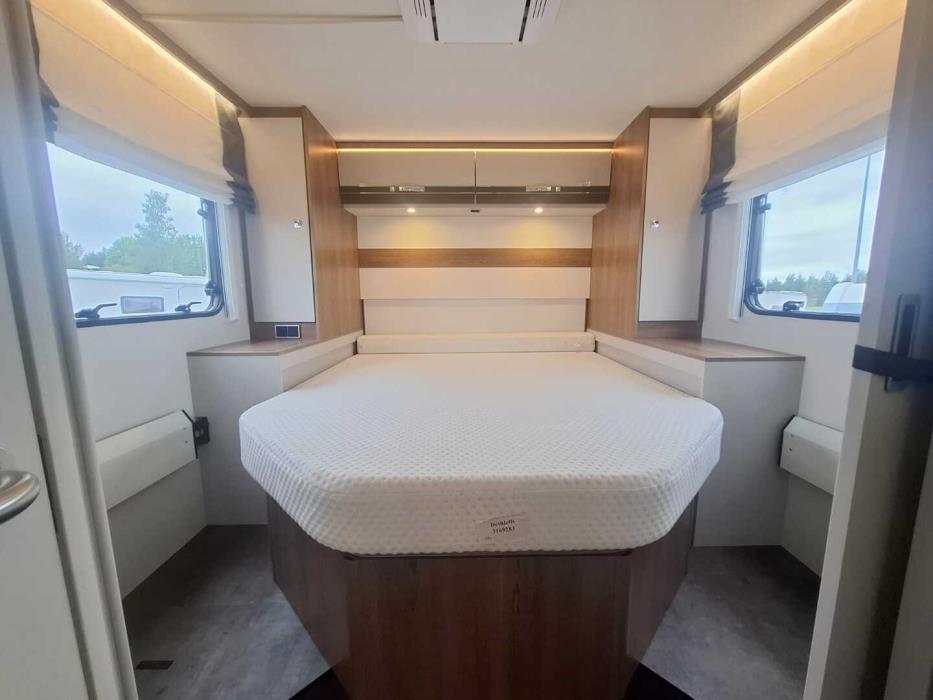 DETHLEFFS Trend T 7057 DBM EB 2024