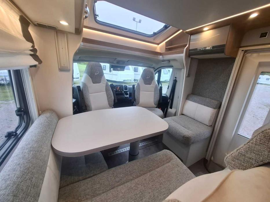 DETHLEFFS Trend T 7057 DBM EB 2024