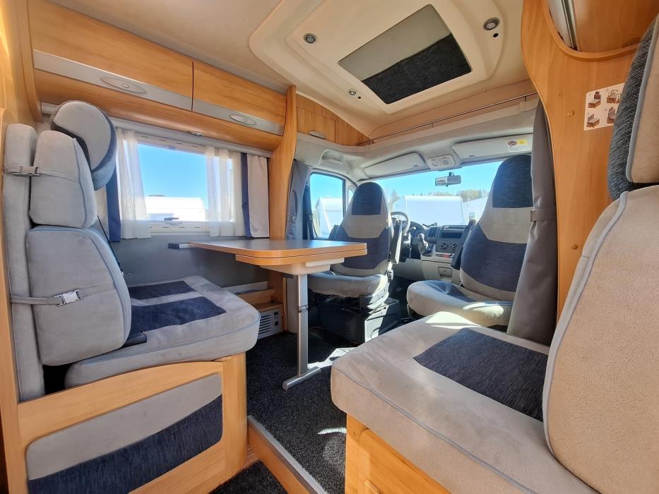ADRIA Coral Plus 660 SL 2009
