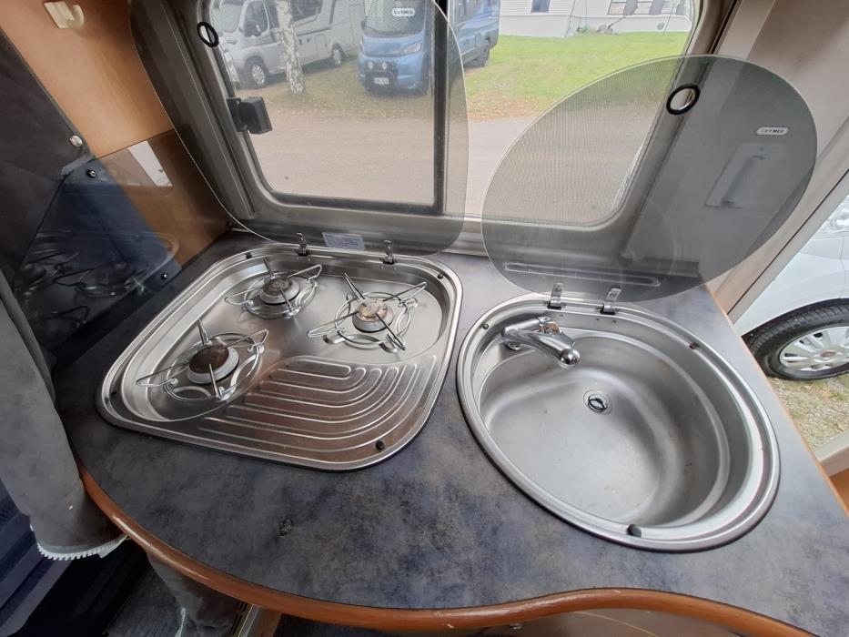 LMC Liberty TI 6000 2005