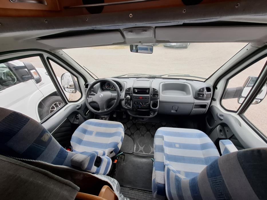 LMC Liberty TI 6000 2005