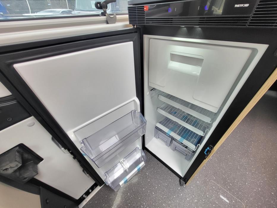 ADRIA TWIN 540 SPB 2025