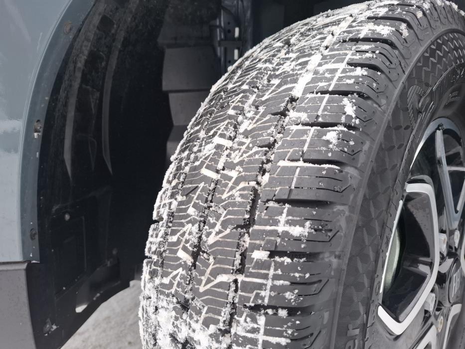 ADRIA TWIN 640 SGX 2025