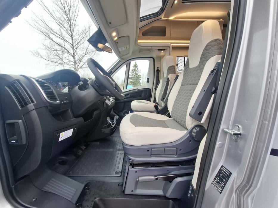 ADRIA Coral 670 DL 60 Years Selection 2026