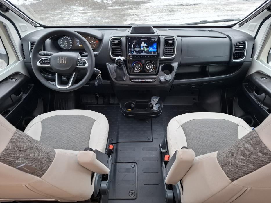 ADRIA Coral 670 DL 60 Years Selection 2026