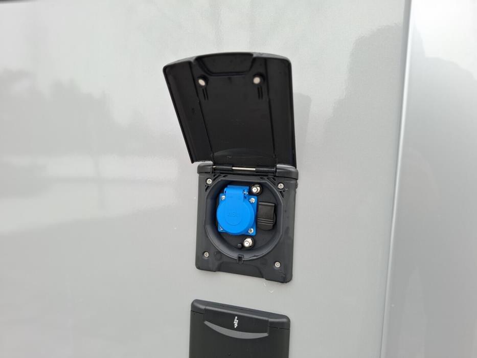 ADRIA Coral 670 DL 60 Years Selection 2026