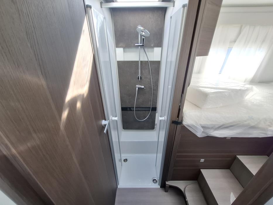 ADRIA MATRIX SUPREME 670 DL 2026