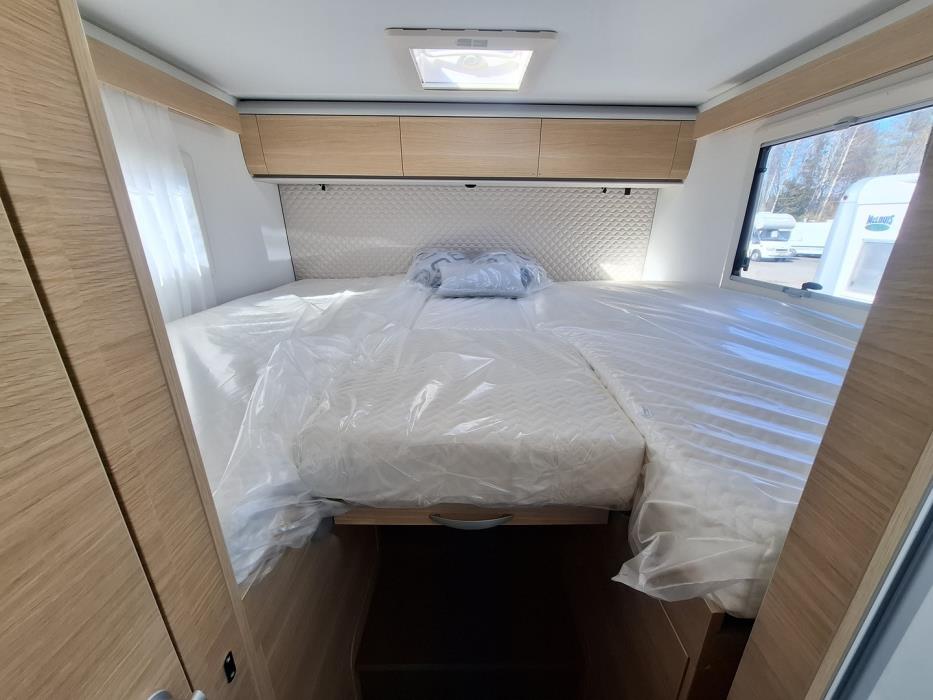 ADRIA Matrix 670 SL 60 Years Selection 2026