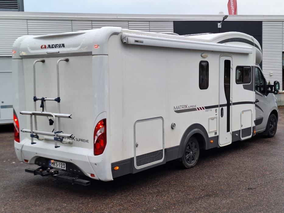 ADRIA MATRIX SUPREME 677 SC 2012