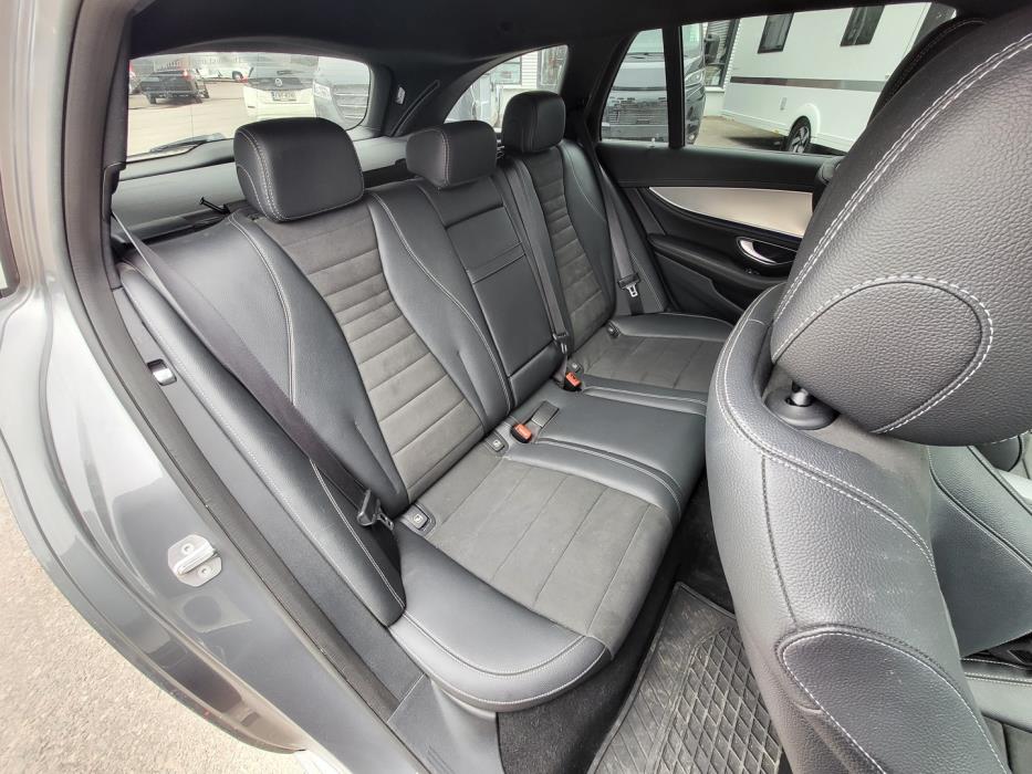 MERCEDES-BENZ E 2017