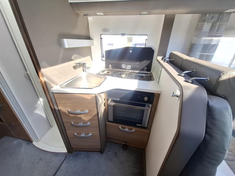 ADRIA Coral Plus 670 SL 2020