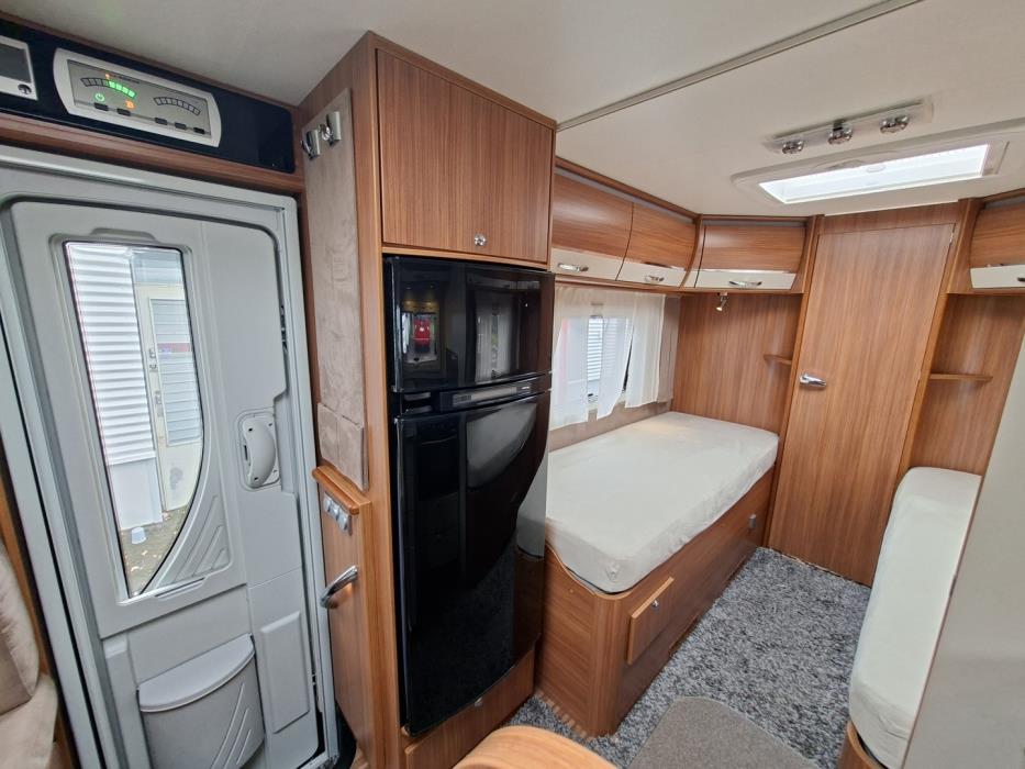 ADRIA Coral Plus S 670 SLT 2013