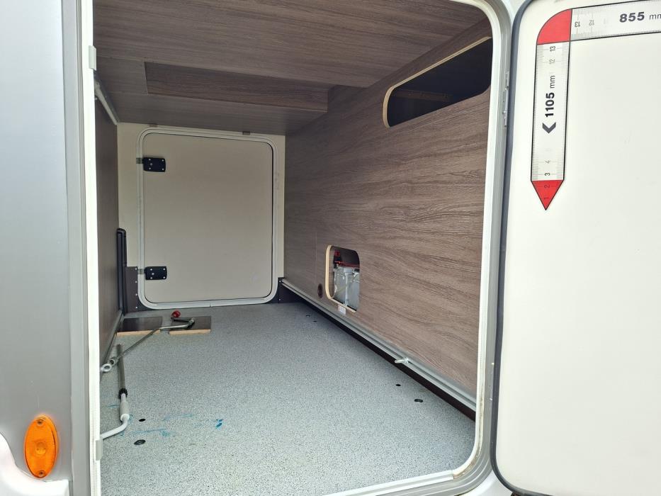 BÜRSTNER Nexxo Time T 690 G 2016