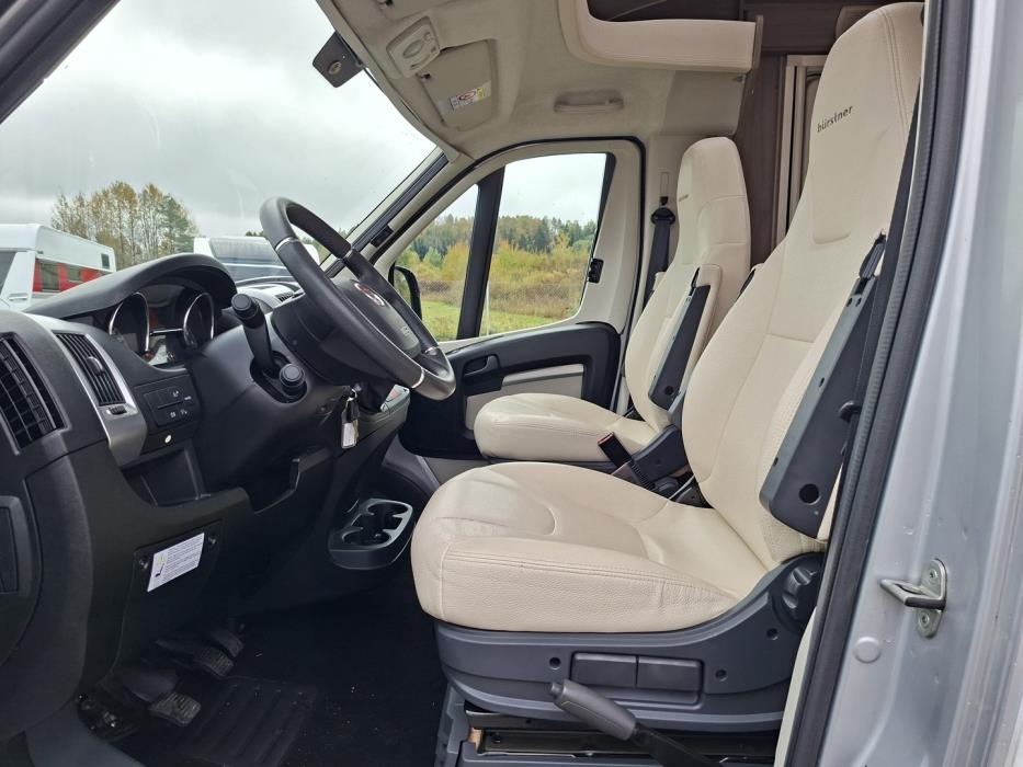 BÜRSTNER Nexxo Time T 690 G 2016