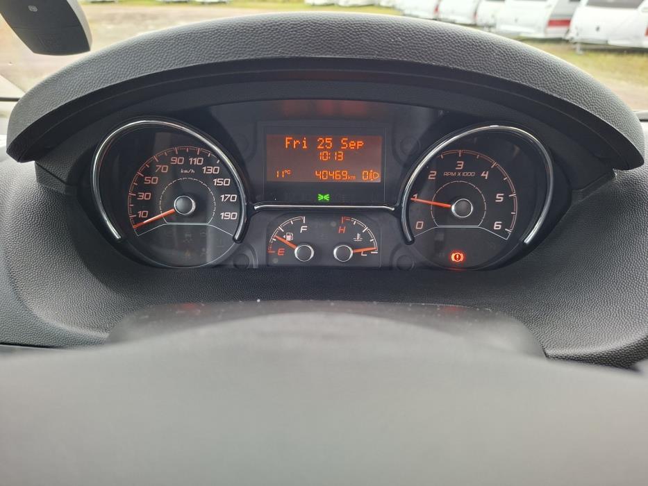 BÜRSTNER Nexxo Time T 690 G 2016
